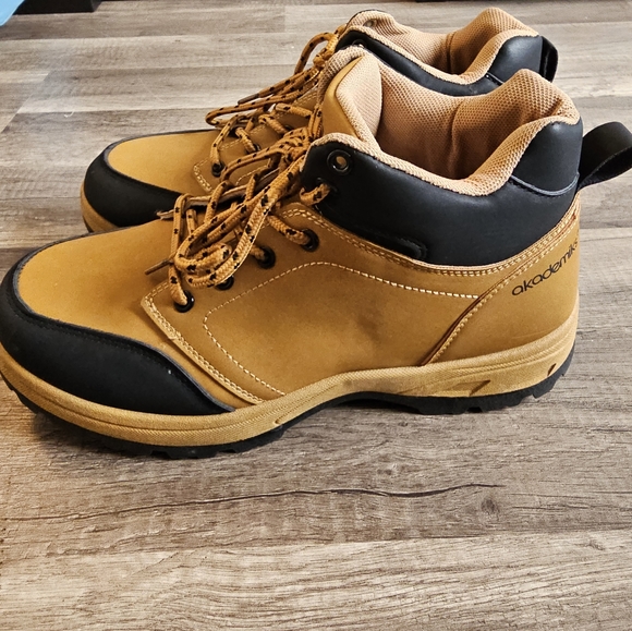 Akademiks hiking / work boots - Picture 3 of 5